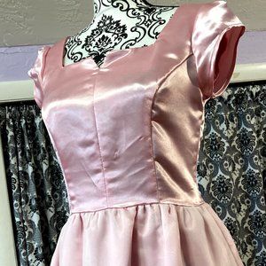 *SOLD* Rose Pink Vintage-Inspired Dress, Size Small (6)
